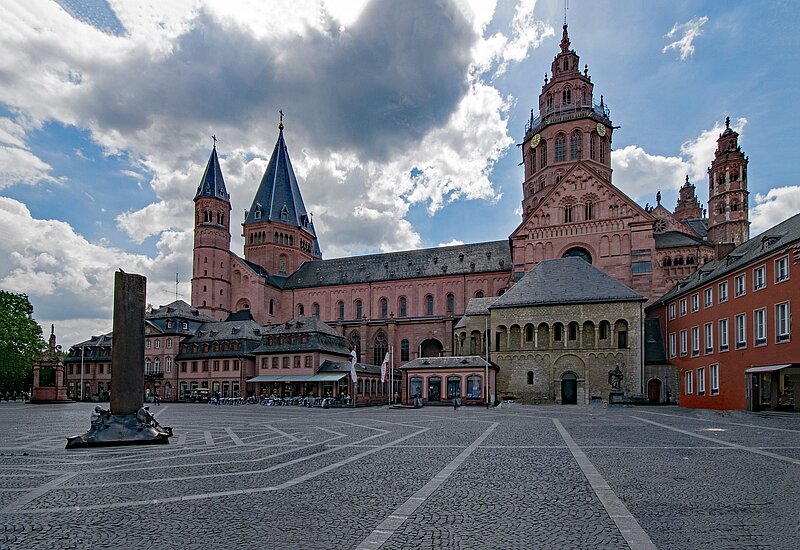 Mainz, Dom (c) pixabay, lapping