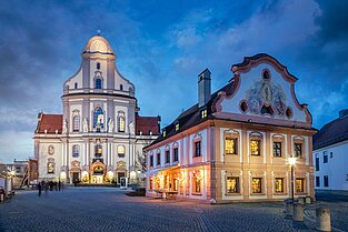 Altötting, St. Anna (c) Fotolia, mRGB